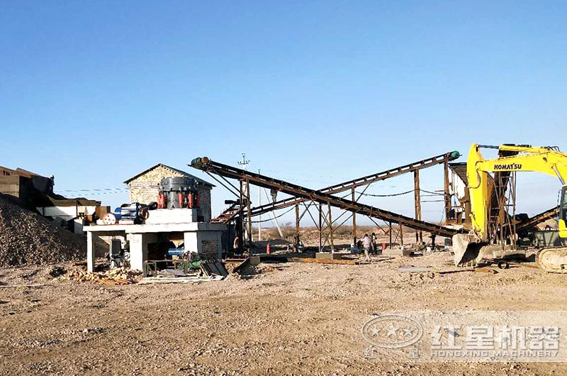 顎式破碎機(jī)、圓錐破碎機(jī)作業(yè)現(xiàn)場(chǎng)